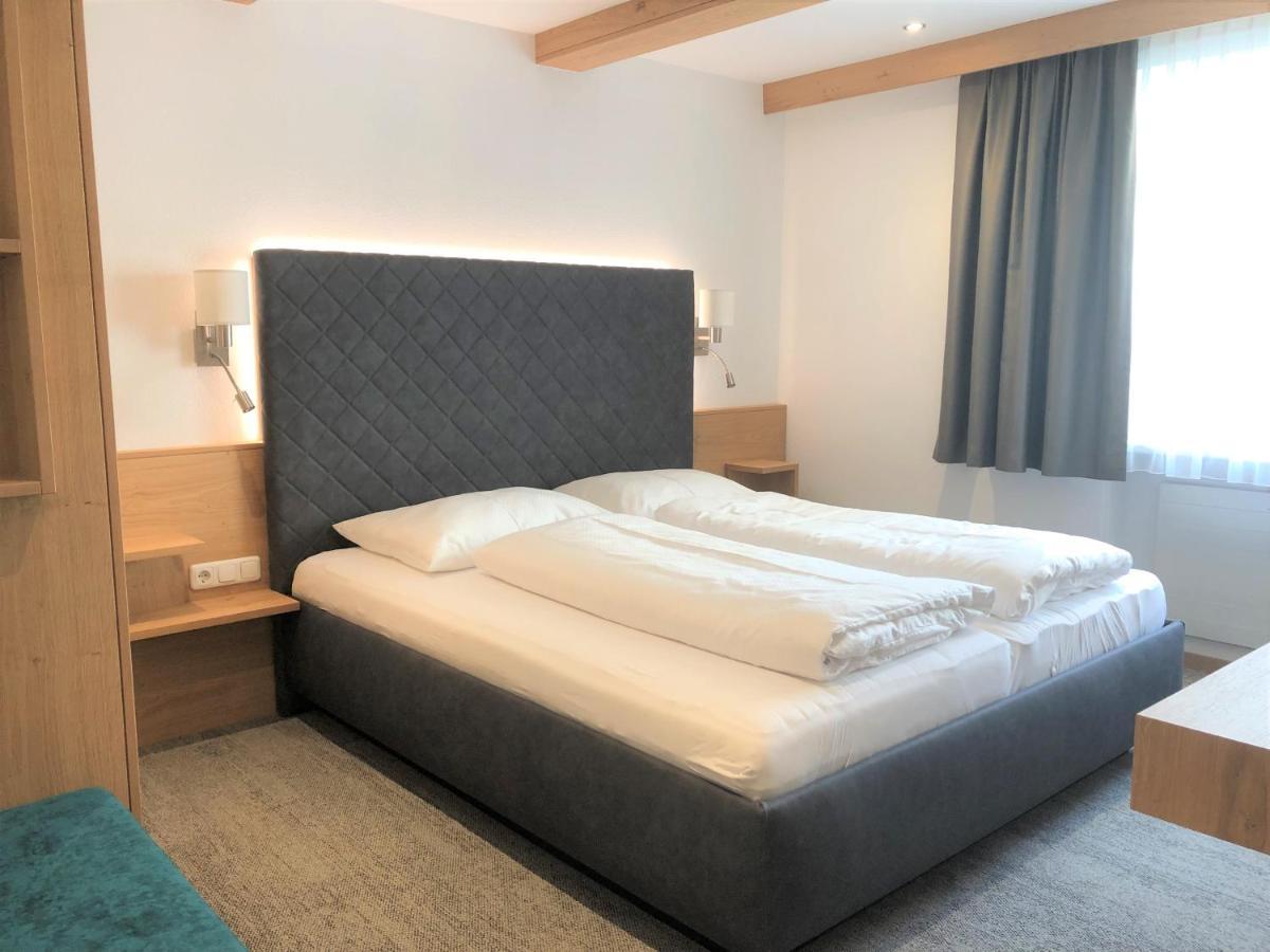 Hotel Garni Central - Zimmer - Studios - Apartments Kappl  Dış mekan fotoğraf